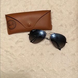 Ray-Ban Polarized Aviator Sunglasses! Never worn!